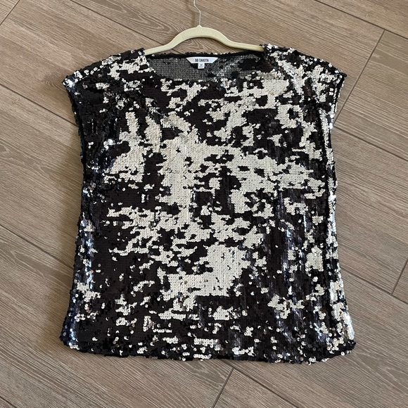 BB Dakota Conor Sequin Top M 🖤🤍 - Picture 8 of 13